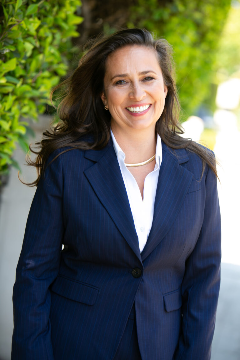 Allyson Damikolas Announces Campaign For Tustin Unified School Board 